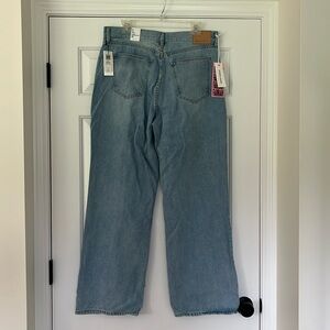 NWT High rise, wide leg denim jeans from Aritzia